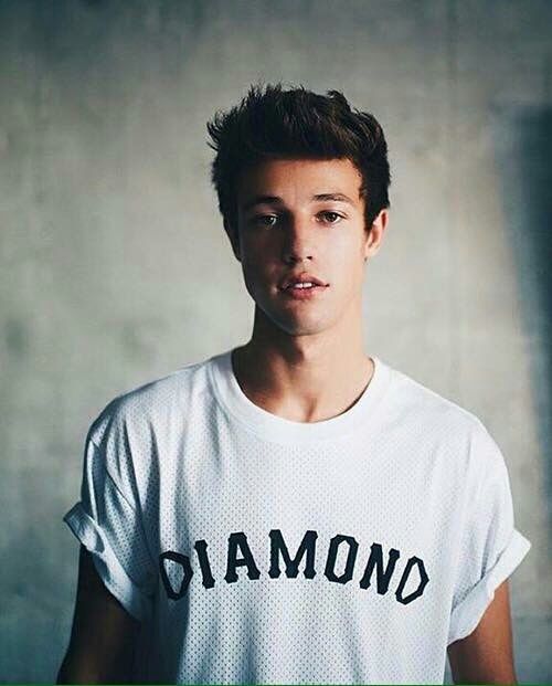 Cameron Dallas.jpg Cameron Dallas.jpg