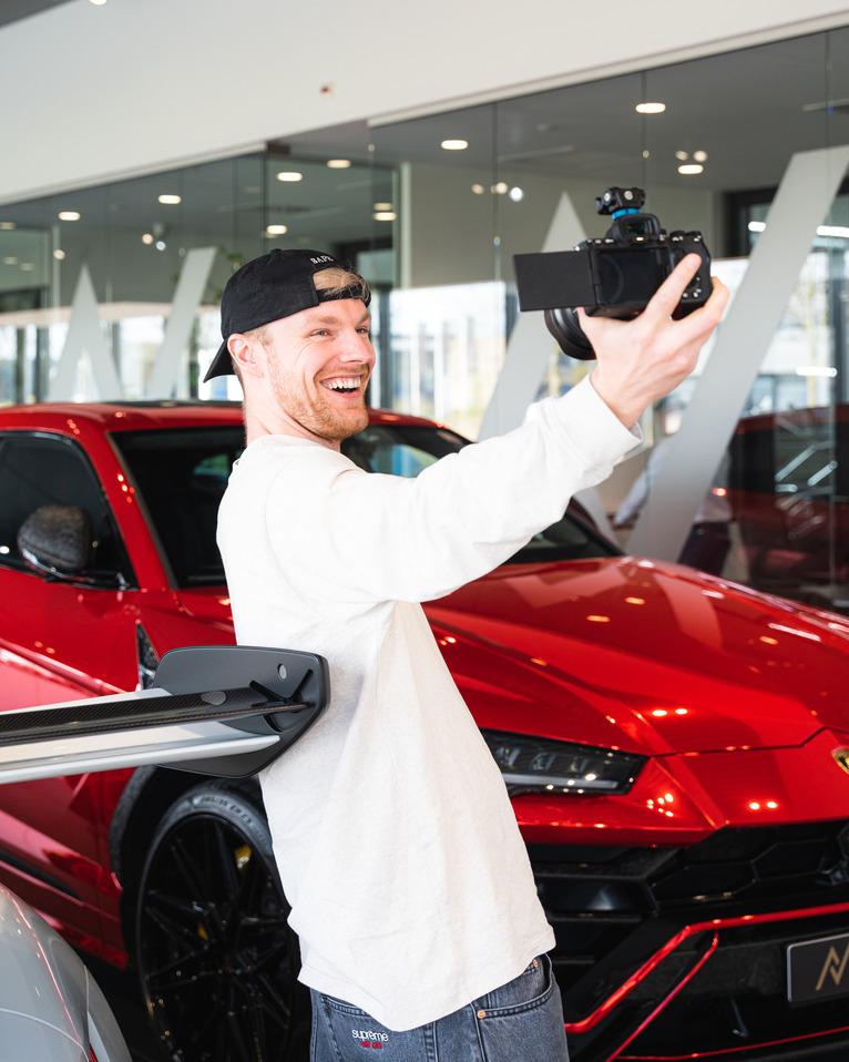 Enzo Knol.jpg Enzo Knol.jpg